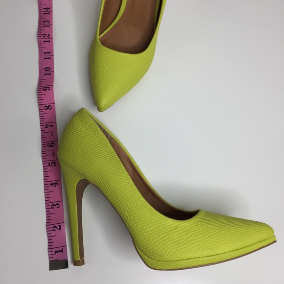 Qupid Stiletto Snake Skin Texture Women’s Size 8.5 - Picture 4 of 8